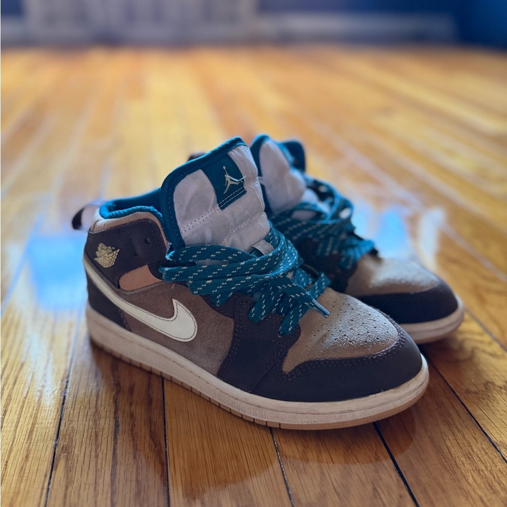 Nike Kids' Sneakers - Brown and Teal